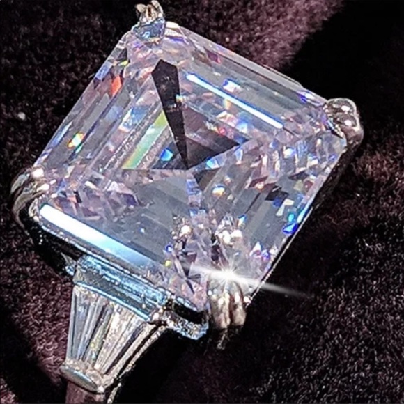 HUGE 9.5 CARAT ASSCHER ENGAGEMENT STATEMENT RING - Picture 3 of 6